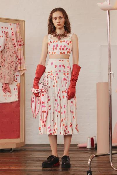 Look 7